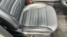 MG Hs 1.5 T-GDI PHEV Exclusive 5dr Auto Hatchback